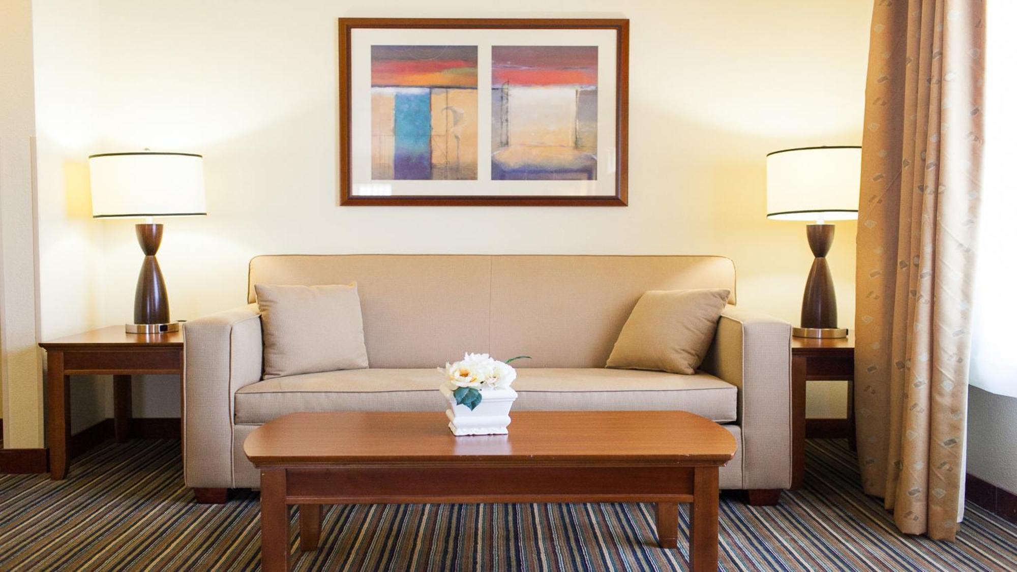 Holiday Inn Express Turlock By Ihg Exterior foto